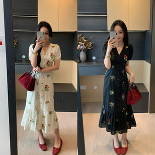 全棉刺繡連衣裙收腰顯瘦氣質裙X625Q05500 夏季 XINYI 秘密花園