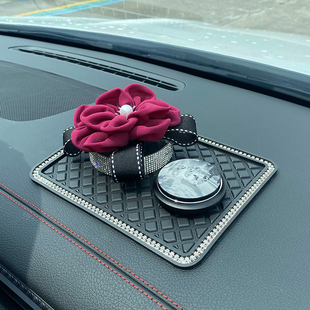 薔薇花汽車擺件車載固體香薰私人定制車用中控臺女神香水車內飾品