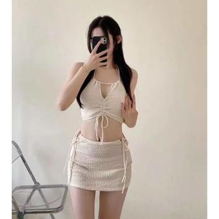 泳衣女2024新款 比基尼三件套高級感小胸純欲綁帶海邊溫泉 分體裙式