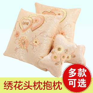 新款 繡花可愛汽車抱枕四件套車用靠枕靠墊腰靠車內(nèi)頭枕護(hù)頸枕一對(duì)
