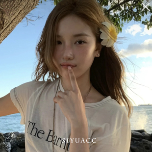 甜美雞蛋花發(fā)夾2025海邊度假拍照花朵發(fā)卡劉海側(cè)邊夾頭花頭飾發(fā)飾