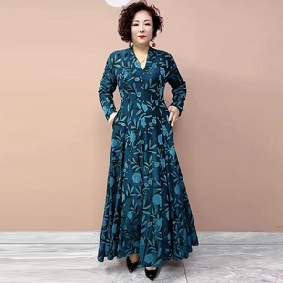 媽媽洋氣V領(lǐng)連衣裙女2025春秋新款 50歲中老年提花打底裙大擺長裙