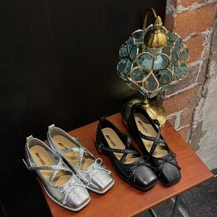 單鞋 H55女鞋 甜酷風(fēng)鉚釘瑪麗珍2cm真皮平底25新款 羊皮版 羅生門