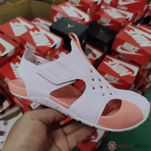 003 943828 600 Nike 503 943826 943827 001 兒童包頭沙灘涼鞋