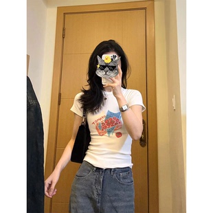 顯瘦短袖 美式 t恤女裝 春夏季 復古純欲甜辣小上衣 2025新款 正肩修身