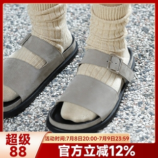 拖鞋 Sole純牛麂皮可調節扣帶涼鞋 灰色 Nicholson 英國Studio
