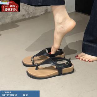 氣質度假風金屬扣套趾坡跟羅馬涼鞋 女一字扣法式 厚底涼鞋 羊皮版