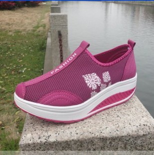 CASUAL網(wǎng)鞋 FASHION 女健身運(yùn)動(dòng)搖搖鞋 透氣休閑鞋 259 新款 包郵 正品