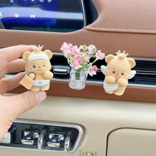 車載裝 飾車內(nèi)出風(fēng)口香薰汽車空調(diào)香水夾創(chuàng)意可愛女車上擺件清淡香