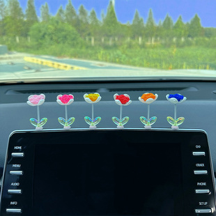 汽車中控臺搖頭花朵擺件車內(nèi)飾儀表臺裝 飾用品車載掛鉤卡通可愛