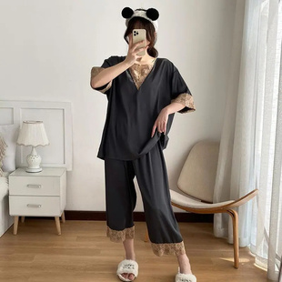 胖MM高級感蕾絲花邊V領上衣七分褲 300斤女 兩件套睡衣家居服超大碼