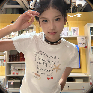 設(shè)計感字母印花甜辣絕美修身 美式 新款 t恤女夏季 上衣 穿搭正肩短袖