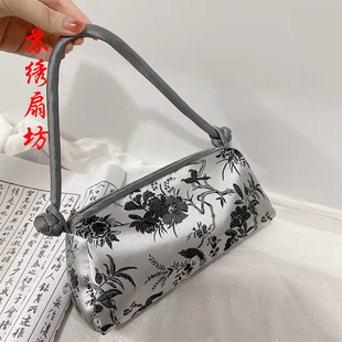 新中式 國風刺繡包包女潮休閑百搭通勤手機包腋下包單肩古風旗袍包