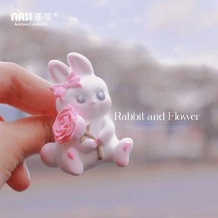 抱花小貓小兔子車載香水香薰車內出風口裝 飾品擴香石汽車可愛香氛