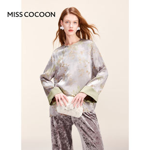 春款 可可尼cocoon新中式 梅花印花玉石盤扣斜襟高級感雪紡衫