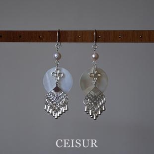 風(fēng)鈴流蘇仿珍珠耳環(huán)女民族風(fēng)度假獨(dú)特百搭耳釘復(fù)古精致設(shè)計(jì)感耳飾