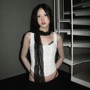 百搭上衣 甜辣少女性感木耳花邊吊帶背心女設計感修身 WEIRD PUSS