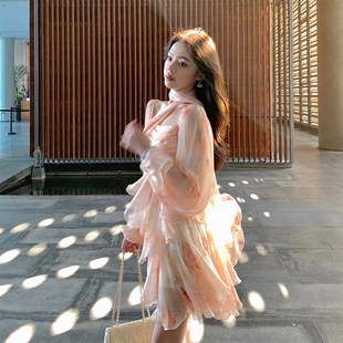 套裝 ByYou 方領碎花雪紡衫 燈籠袖 女不規則百褶短裙兩件套 開春新款