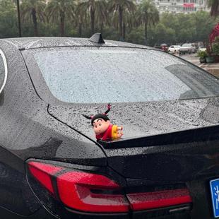 汽車尾部掛件翠花扎辮子蠟筆小新村花車頂擺件裝 飾玩偶后備箱