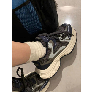 港風(fēng)輕便休閑跑鞋 女夏新款 ins復(fù)古厚底網(wǎng)面透氣運(yùn)動鞋 金嶼鹿韓版
