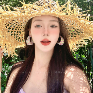 時尚 耳環2025新款 耳飾 草編C形耳圈女海邊度假風夸張個性 繽紛夏日