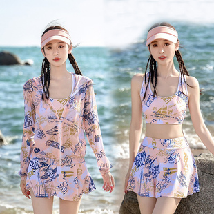 2025新款 泳衣女保守分體高級感海邊度假三件套微胖女孩遮肉泳裝